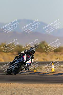 media/Dec-09-2023-SoCal Trackdays (Sat) [[76a8ac2686]]/Turn 15 Set 2 (245pm)/